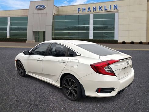 Used 2019 Honda Civic Sport image 5