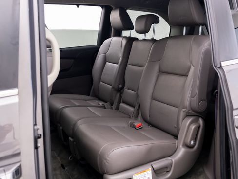 Used 2015 Honda Odyssey EX-L image 17