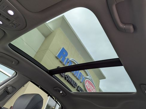 Used 2018 Genesis G80 3.8 w/ Option Group 02 image 21