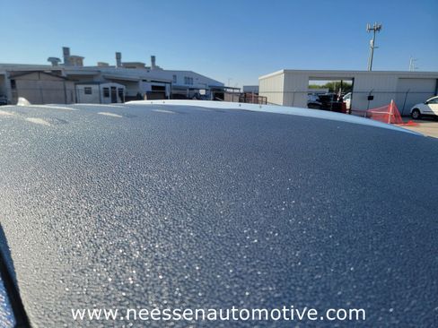 Used 2023 Buick Enclave Essence image 8