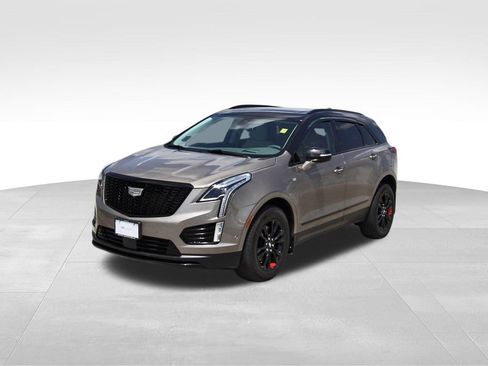 Certified 2023 Cadillac XT5 Premium Luxury w/ Technology Package FWD image 2
