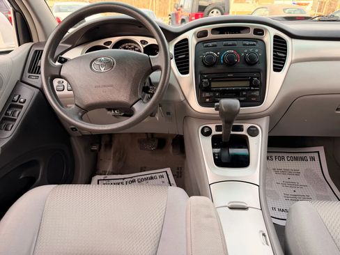 Used 2006 Toyota Highlander Limited image 10