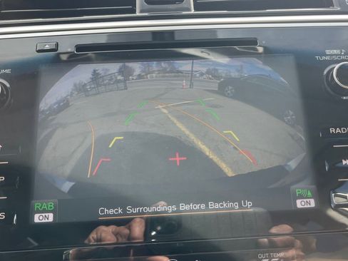 Used 2018 Subaru Outback 2.5i Limited image 12