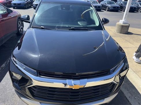 Used 2024 Chevrolet TrailBlazer LT w/ Convenience Package image 5