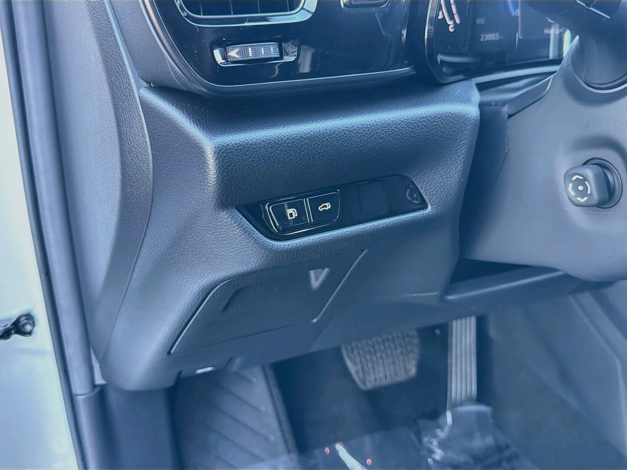 Used 2023 Lexus NX 350 AWD w/ Luxury Package image 10