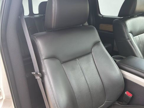 Used 2011 Ford F150 Lariat w/ Lariat Chrome Pkg AWD/4WD image 15