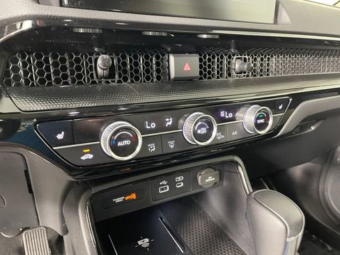 Used 2025 Honda CR-V EX-L image 8