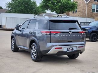 Used 2024 Nissan Pathfinder SL w/ Cargo Package FWD video 3