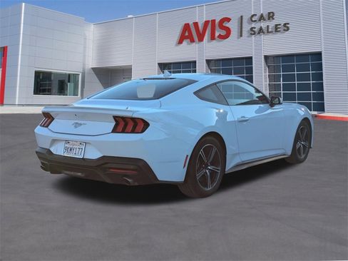 Used 2024 Ford Mustang Premium image 6