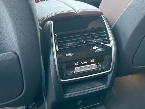 Used 2023 BMW X5 xDrive40i w/ M Sport Package AWD/4WD image 26