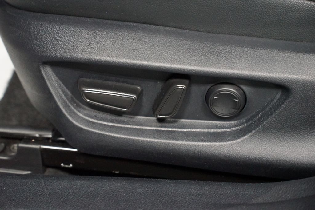 Certified 2025 Toyota Camry SE FWD image 34