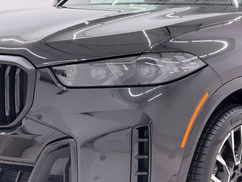 Certified 2024 BMW X5 xDrive40i w/ M Sport Package image 11