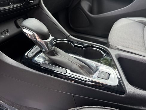 Used 2025 Buick Encore GX Preferred image 38