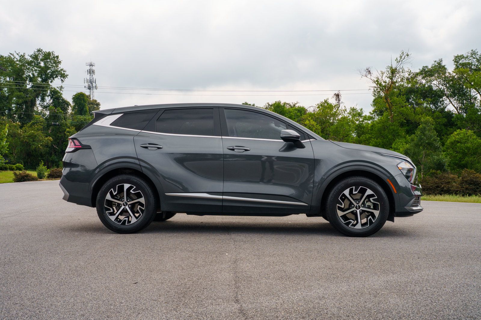 Used 2023 Kia Sportage EX FWD image 8