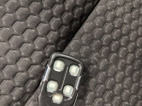 Used 2017 GMC Acadia SLE w/ Driver Alert Package I image 7