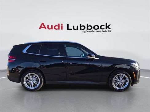 Used 2025 BMW X3 xDrive30i image 9