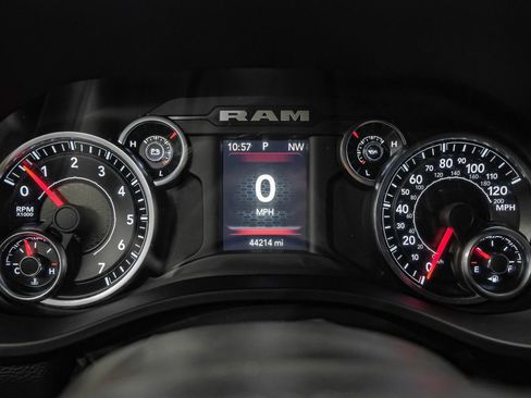Used 2022 RAM 1500 Big Horn w/ Trailer Tow Group AWD/4WD image 18