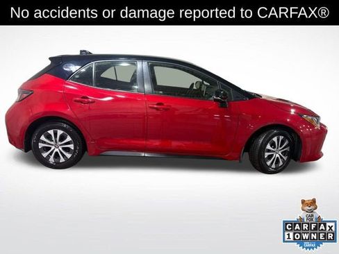 Used 2021 Toyota Corolla XSE image 3