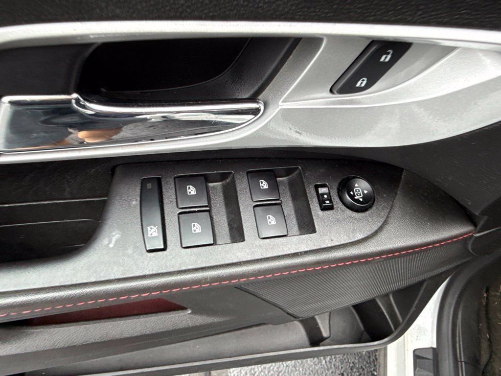 Used 2013 Chevrolet Equinox LT w/ Driver Convenience Package FWD image 11
