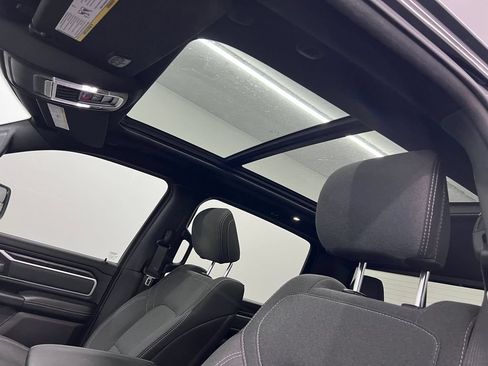 Used 2022 RAM 1500 Big Horn AWD/4WD image 23