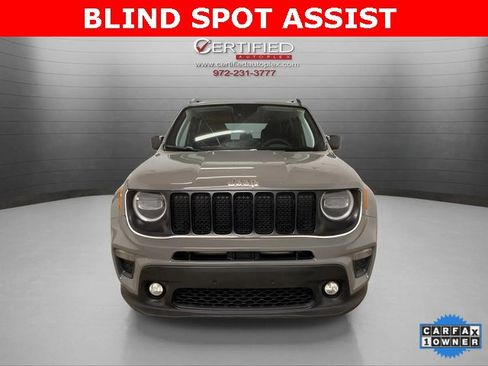 Used 2022 Jeep Renegade Latitude image 2