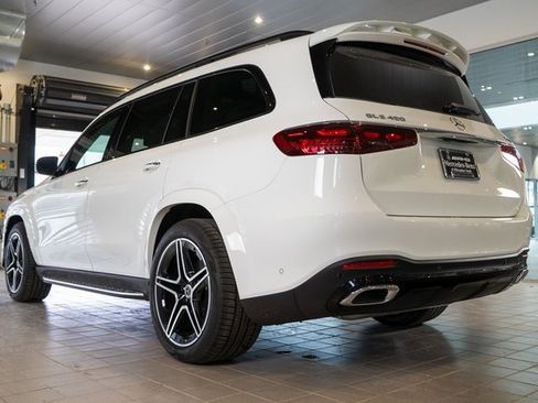 New 2026 Mercedes-Benz GLS 450 4MATIC image 6