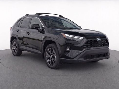 Used 2023 Toyota RAV4 Limited AWD/4WD image 23