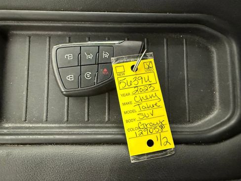Used 2023 Chevrolet Tahoe Z71 w/ Luxury Package AWD/4WD image 30