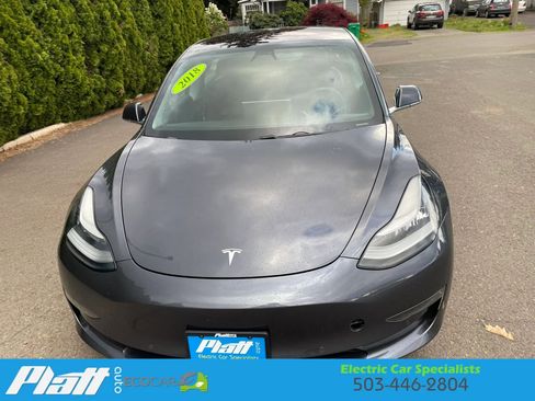 Used 2018 Tesla Model 3 Long Range image 15