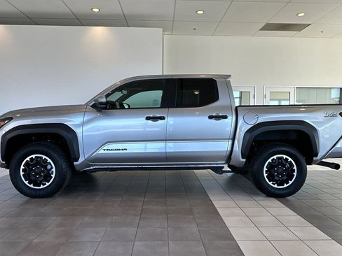 Certified 2024 Toyota Tacoma TRD Off-Road w/ TRD Off Road Upgrade Package image 7