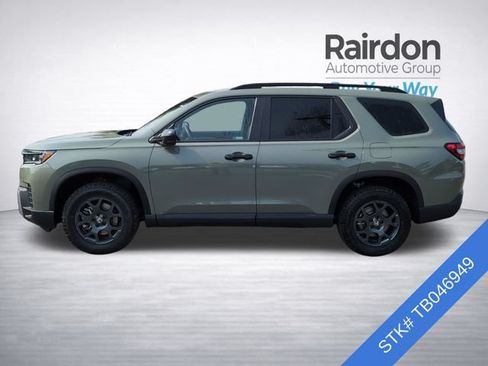 Used 2026 Honda Pilot TrailSport image 4
