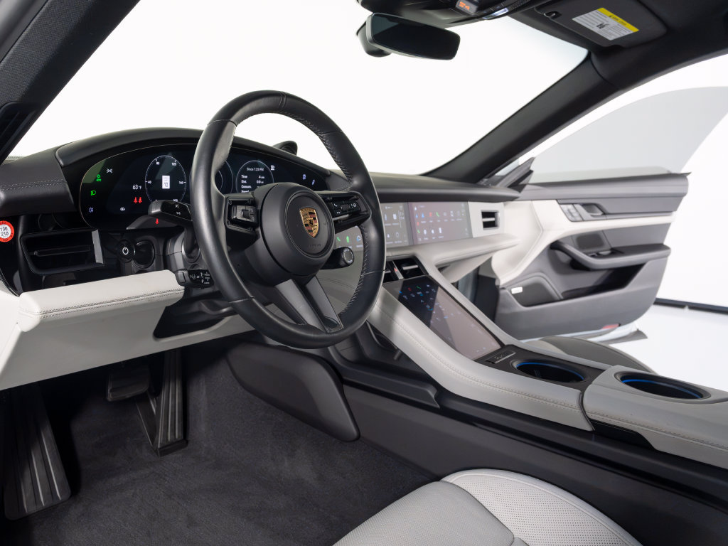 Certified 2023 Porsche Taycan 4S AWD/4WD image 16