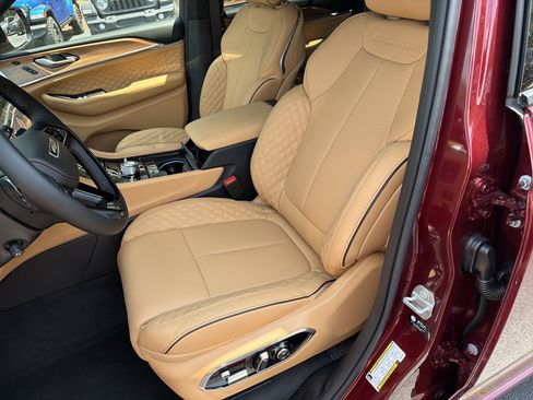 New 2026 Jeep Grand Cherokee Summit AWD/4WD image 11