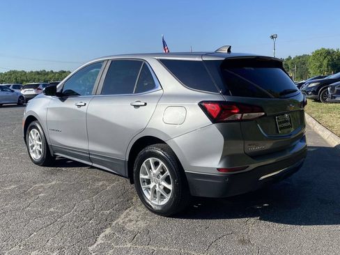 Used 2024 Chevrolet Equinox LT AWD/4WD image 3