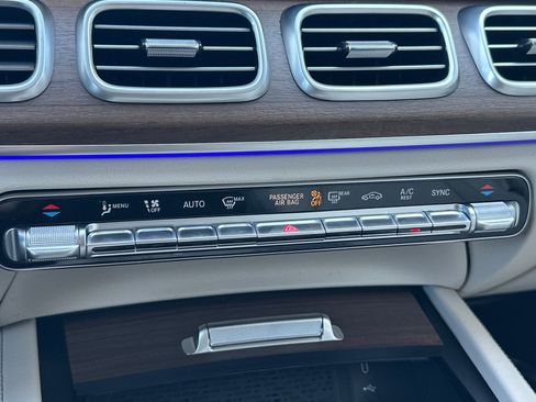 New 2026 Mercedes-Benz GLS 450 4MATIC image 22