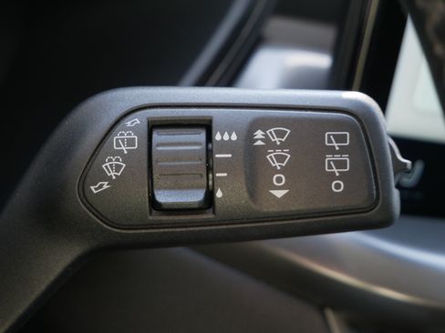 Used 2023 Ford Escape Active w/ Tech Pack #1 AWD/4WD image 19