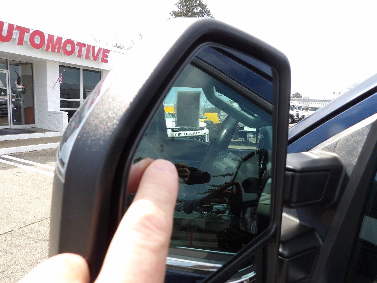 Used 2022 Ford F150 Lariat w/ Equipment Group 502A High AWD/4WD image 23