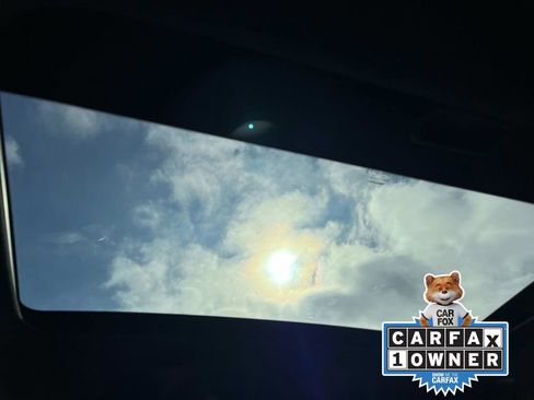 Used 2024 Dodge Durango GT image 16