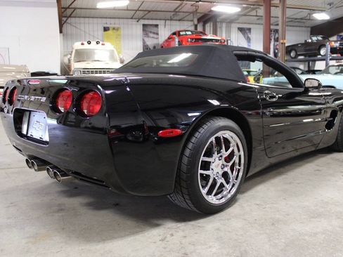 Used 1999 Chevrolet Corvette Convertible w/ Memory Pkg RWD image 6