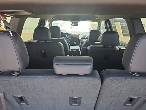 Certified 2024 GMC Acadia Elevation AWD/4WD image 25