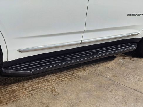 Used 2023 GMC Yukon Denali image 38