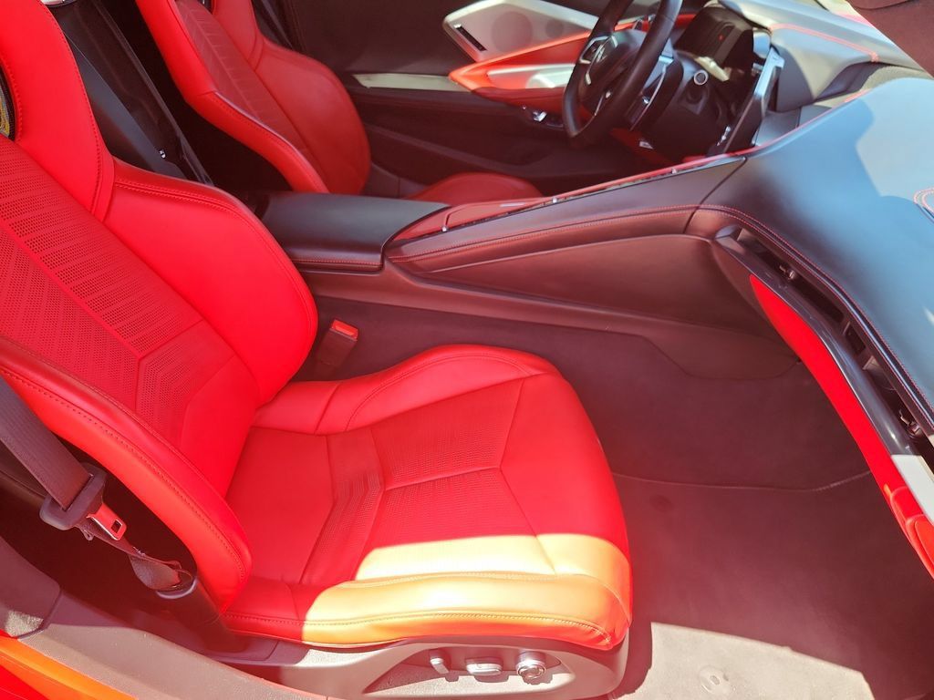 Used 2020 Chevrolet Corvette Stingray Premium Cpe w/ 3LT Preferred Equipment Group RWD image 13