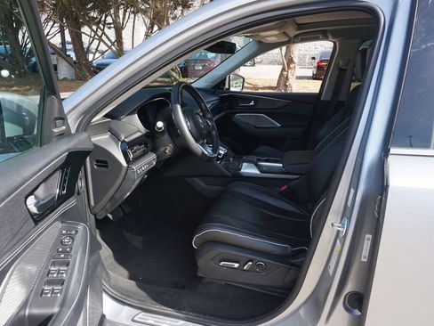 Used 2023 Acura MDX SH-AWD w/ Advance Package image 2