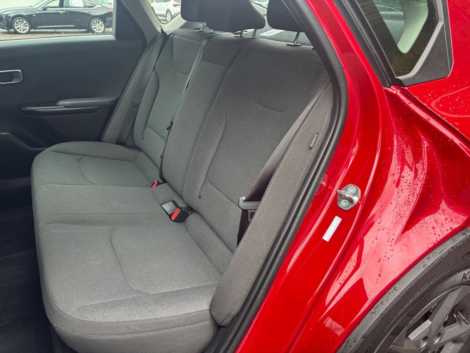 Used 2025 Kia K4 FWD image 36