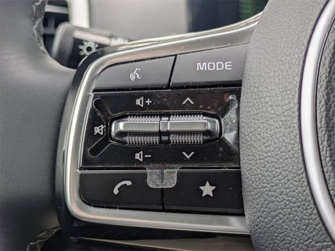 Used 2025 Kia Sorento S w/ Panoramic Sunroof Package image 26