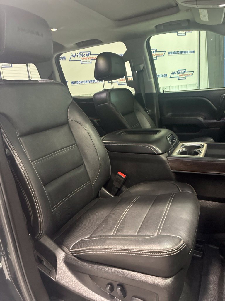 Used 2018 GMC Sierra 1500 Denali w/ Denali Ultimate Package AWD/4WD image 38