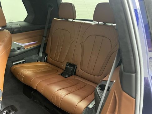 Used 2020 BMW X7 M50i image 20