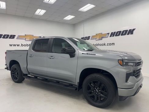 New 2026 Chevrolet Silverado 1500 RST w/ Dark Appearance Package AWD/4WD image 3