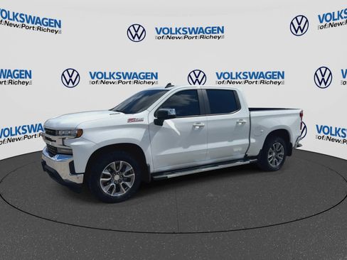 Used 2021 Chevrolet Silverado 1500 LT w/ True North Edition Plus AWD/4WD image 4