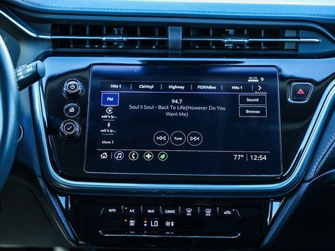 Used 2023 Chevrolet Bolt EUV LT w/ Driver Confidence Package image 24